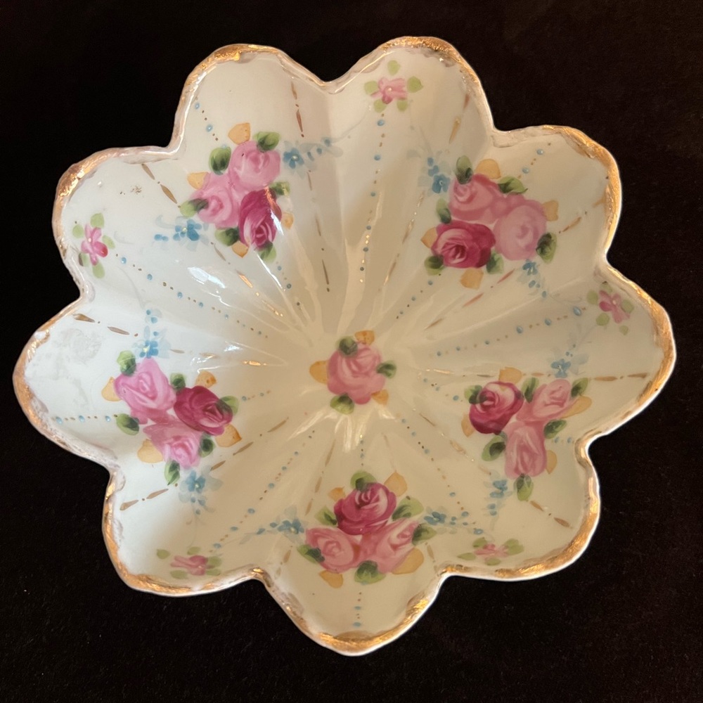 ANTIQUE CANDY DISH HAND PAINTED DELICATE BONE CHINA MARKED NIPPON